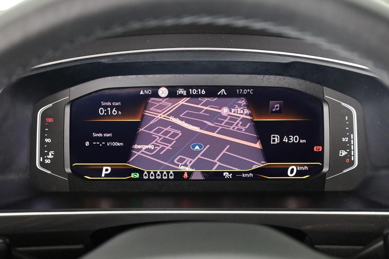 Volkswagen TIGUAN Allspace 1.5 TSI R-Line Business 7p. 150 pk DSG | Verlengde garantie | Navigatie | Panoramadak | Adaptieve cruise control | Stoelverwarming | Matrix LED koplampen |