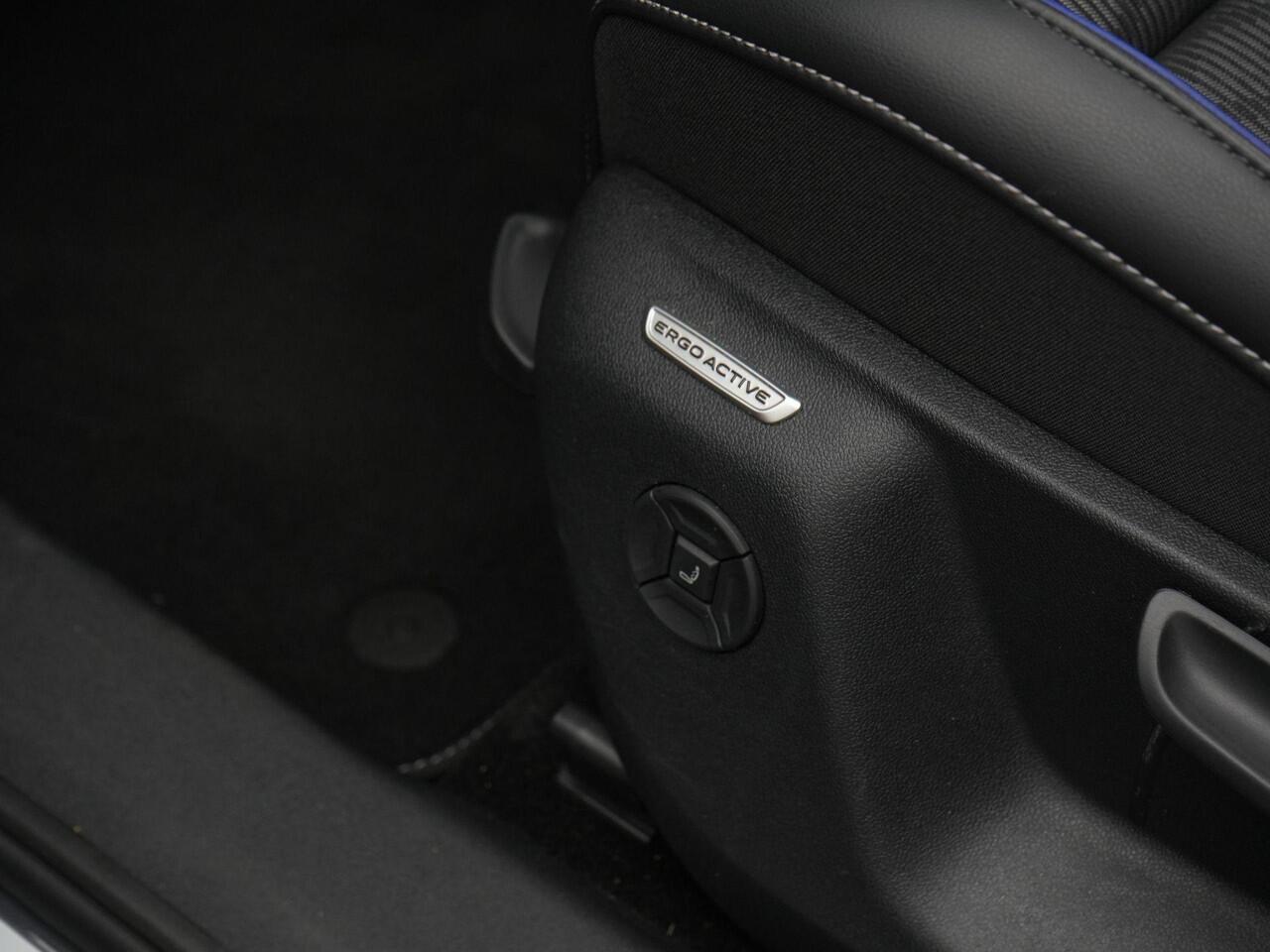 Volkswagen TIGUAN 1.5 eHybrid 272 pk R-Line Edition | Panoramadak | Adaptief onderstel | Stuur-/stoelverwarming | Achteruitrijcamera | Massage