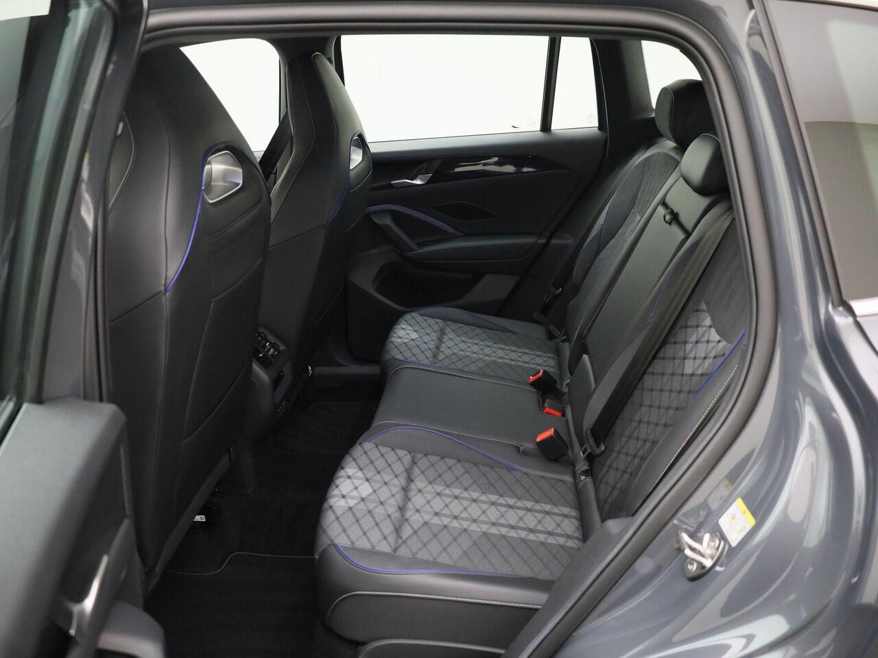 Volkswagen TIGUAN 1.5eTSI/150PK DSG R-Line Edition · 360 Camera · Keyless · IQ.Light · Head-up display · Apple/Android Car Play · Garantie t/m 11-09-2026