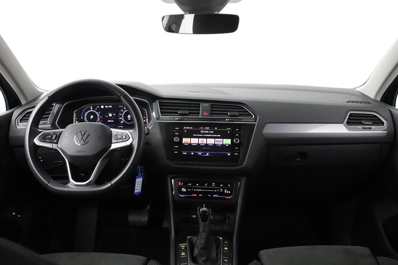 Volkswagen TIGUAN 1.4 TSI 245pk DSG eHybrid Business | Trekhaak 1800 kg. | Virtual Cockpit | Camera | Stoel & Stuurverwarming |