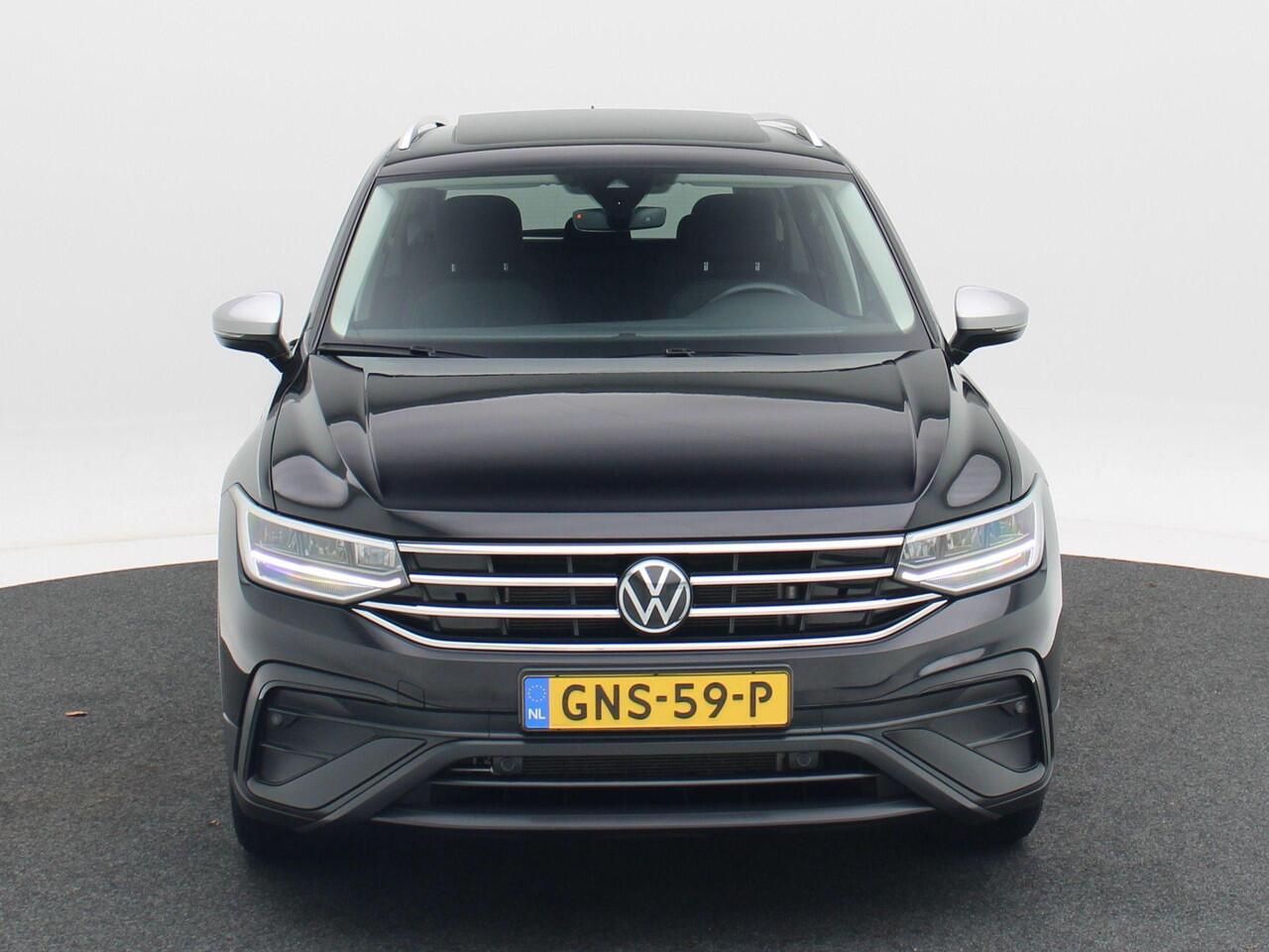 Volkswagen TIGUAN Allspace 1.5 TSi 150 Pk Automaat Move 7p. | Trekhaak | Panorama Dak | Adaptive Cruise | Camera | Stoelverwarming| 18 Inch | 34.080 Km !!