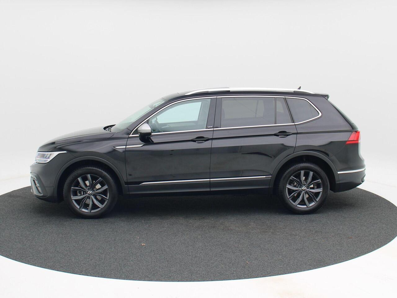 Volkswagen TIGUAN Allspace 1.5 TSi 150 Pk Automaat Move 7p. | Trekhaak | Panorama Dak | Adaptive Cruise | Camera | Stoelverwarming| 18 Inch | 34.080 Km !!