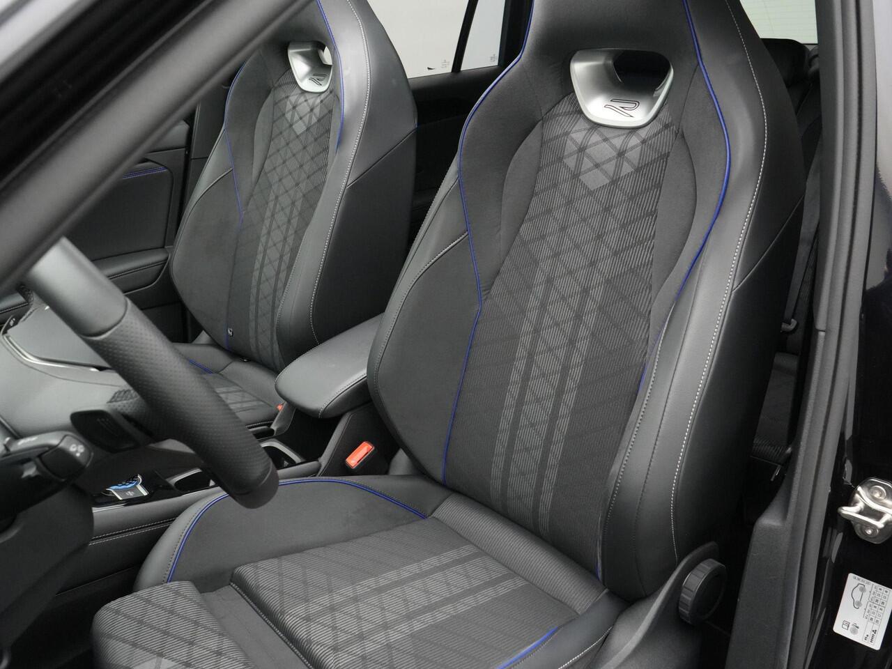 Volkswagen TIGUAN 1.5 eHybrid 204 pk DSG R-Line Edition | R-Line | Panoramadak | Stoel-/stuurverwarming | Standkachel | Park Assist | Side Assist | ErgoActive bestuurdersstoel | 20 inch