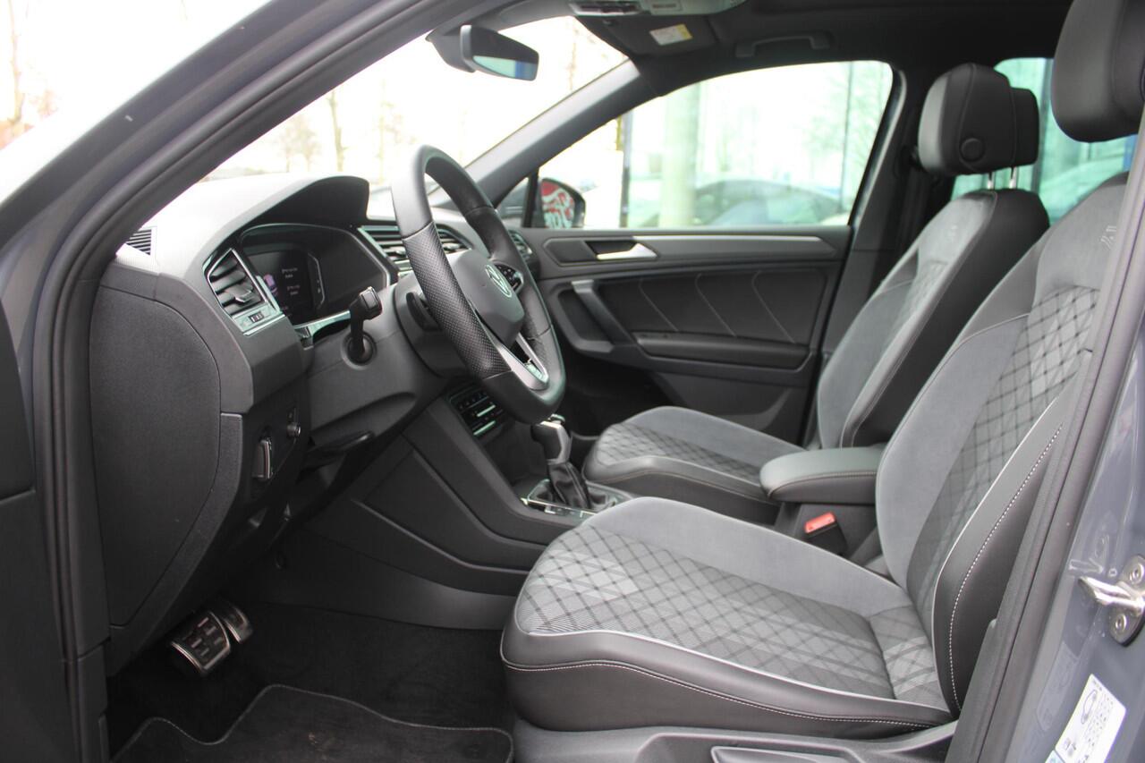 Volkswagen TIGUAN 1.4 TSI eHybrid R-Line Business | Panoramadak | Adaptieve Cruise Control | 19 INCH Lichtmetalen Velgen | Camera