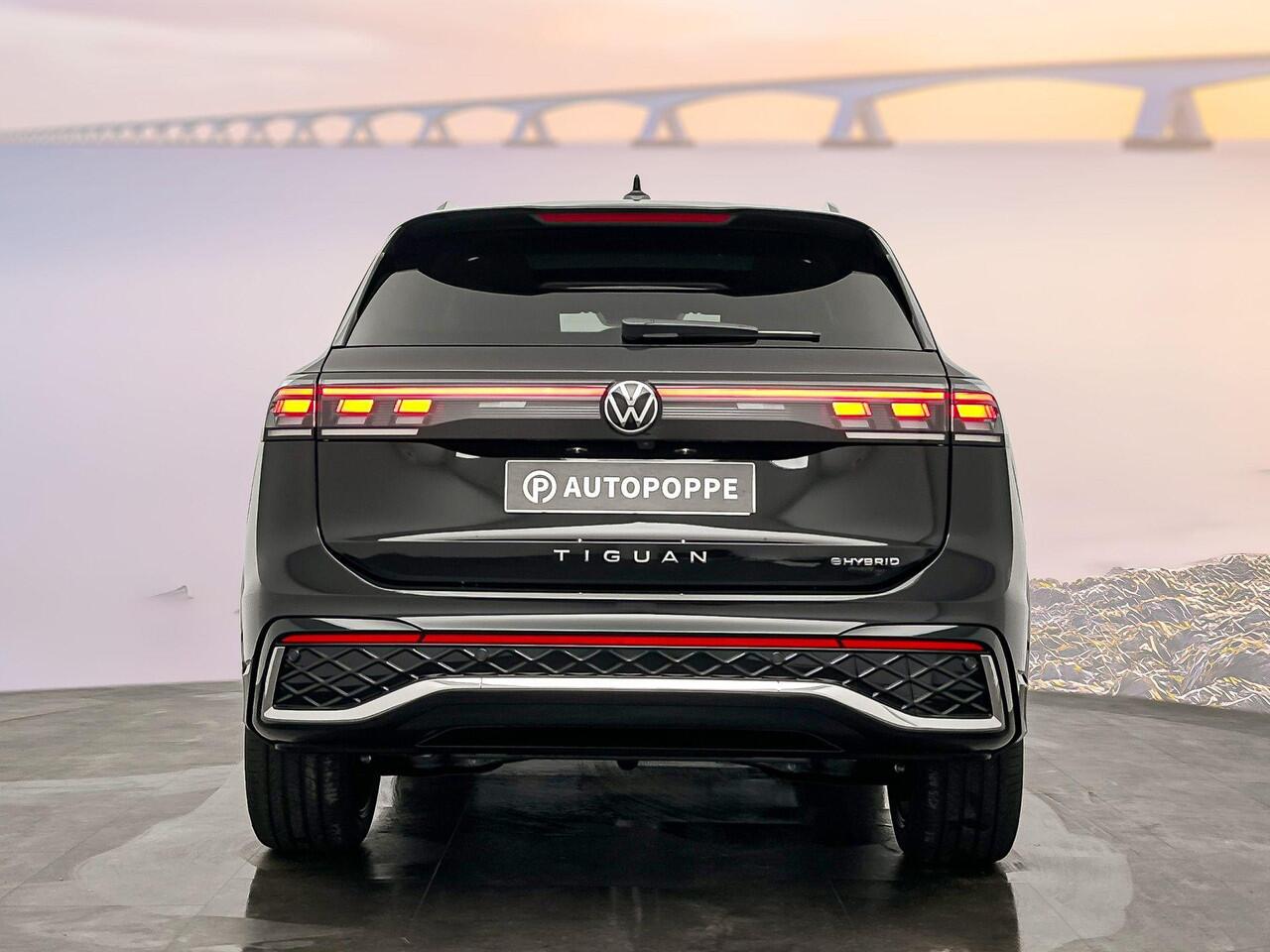 Volkswagen TIGUAN R-Line-Edition 1.5 eHybrid 200 kW / 272 pk SUV 6 v