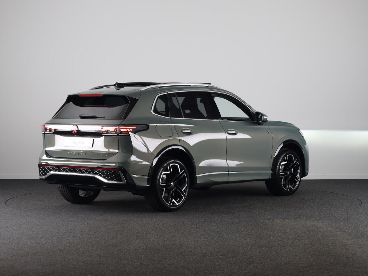 Volkswagen TIGUAN R-Line-Edition 1.5 eHybrid 150 kW / 204 pk SUV 6 v