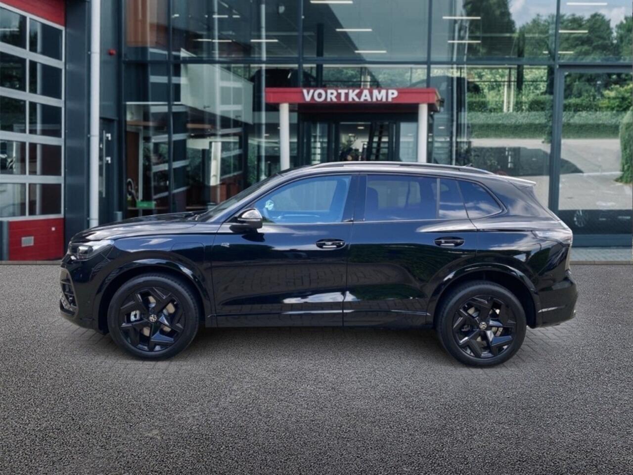 Volkswagen TIGUAN 1.5 TSI R-LINE EHYBRID TREKHAAK/CAMERA/LEDER/MEMORY/NAVI/ACC