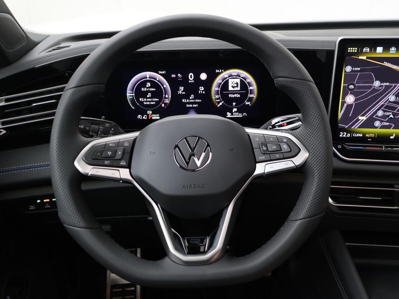 Volkswagen TIGUAN 1.5 eHybrid 272pk R-Line Edition DSG | Black Style | Assistance Plus pakket | Comfort pakket |