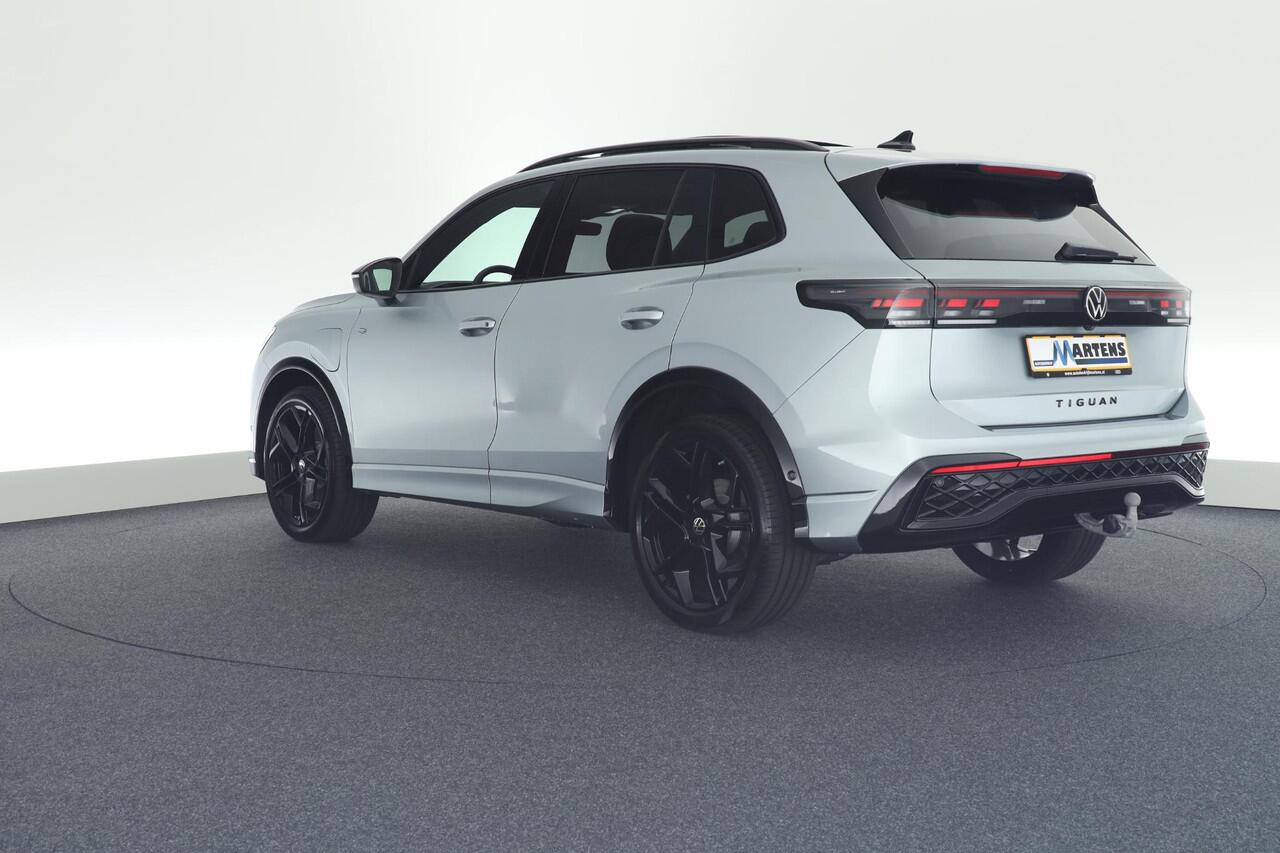 Volkswagen TIGUAN 1.5 204pk eHybrid R-Line Edition Black Style Trekhaak 360Camera Memory Leder Head-Up harman/kardon Keyless Virtual Cockpit Navigatie