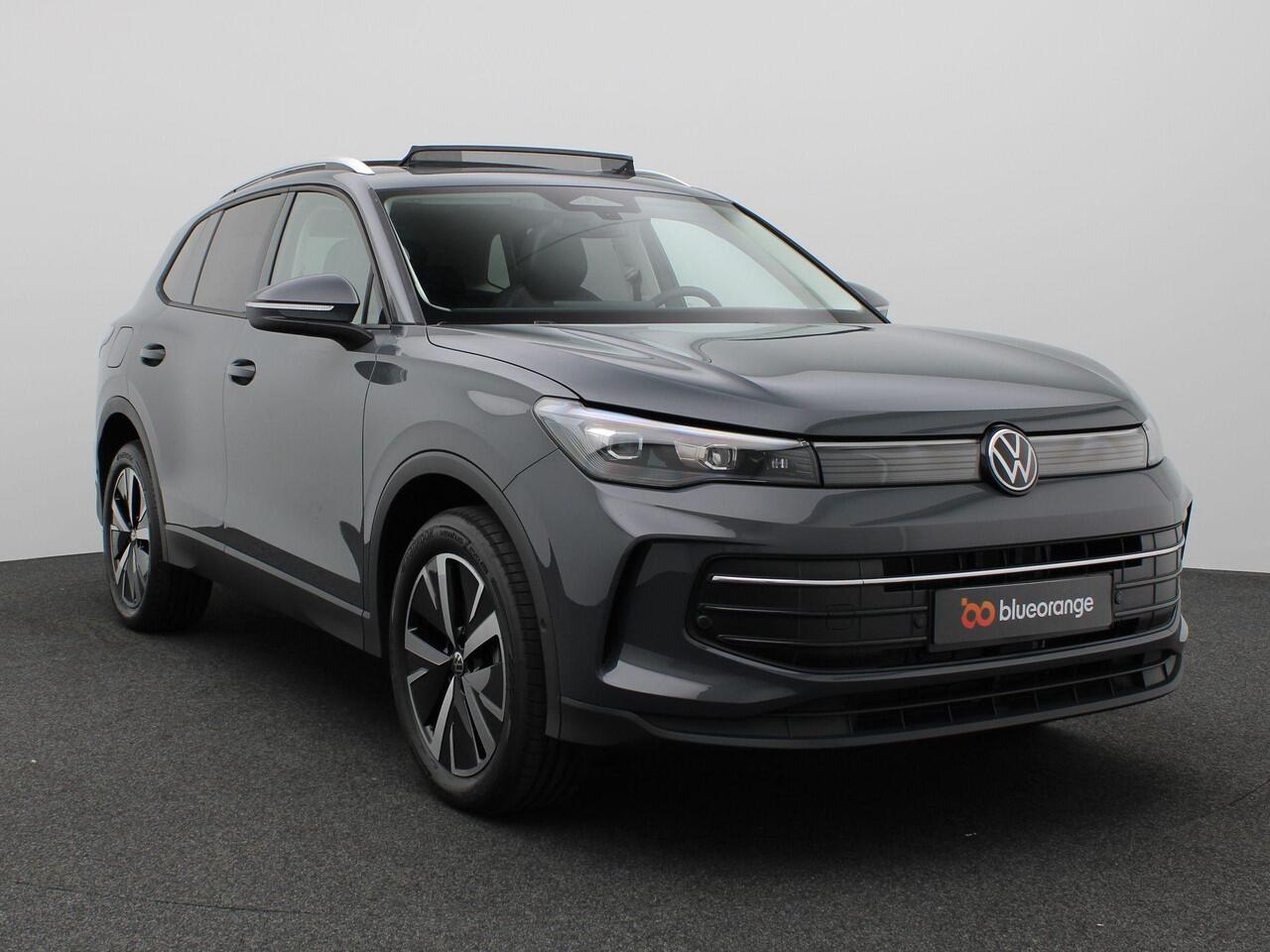 Volkswagen TIGUAN 1.5 eHybrid Life Edition 204PK DSG Pano-Schuifdak, Trekhaak, 19" LM Velgen, Adaptieve Cruise Controle, Achteruitrijcamera, Side Assist, Navi via Apple Carplay/Android Auto, Keyless, Stoel-Stuurverwarming, Elektr. Achterklep