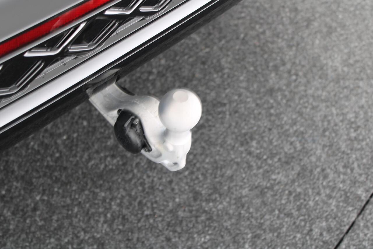 Volkswagen TIGUAN 1.5 272pk eHybrid R-Line Edition Black Style Trekhaak Camera Panoramadak Stoelverwarming Massage Carplay