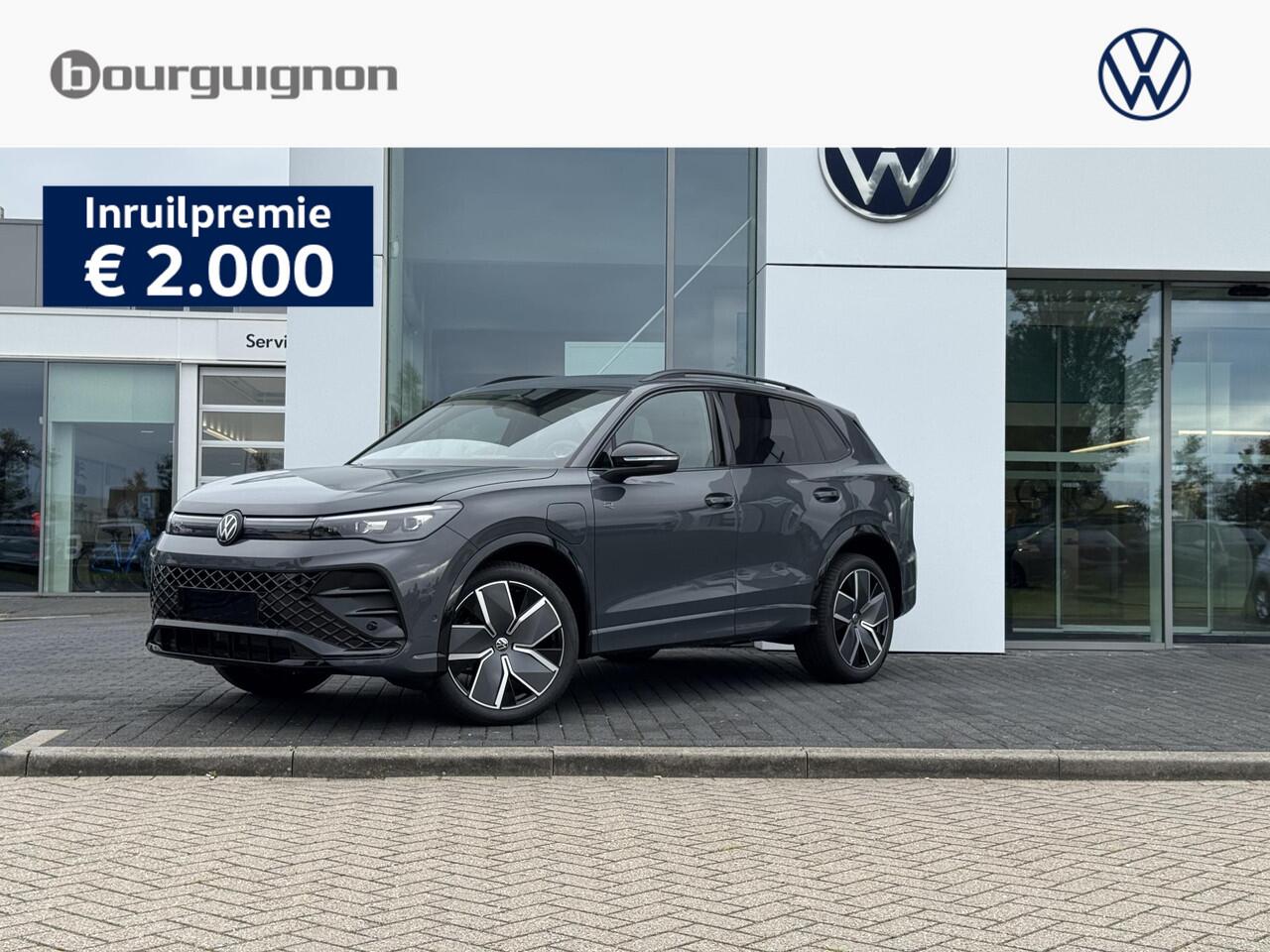 Volkswagen TIGUAN R-Line Edition 1.5 eHybrid 204 PK | Trekhaak | Adaptief Onderstel | Stoel & Stuur Verwarming | Massage stoelen |