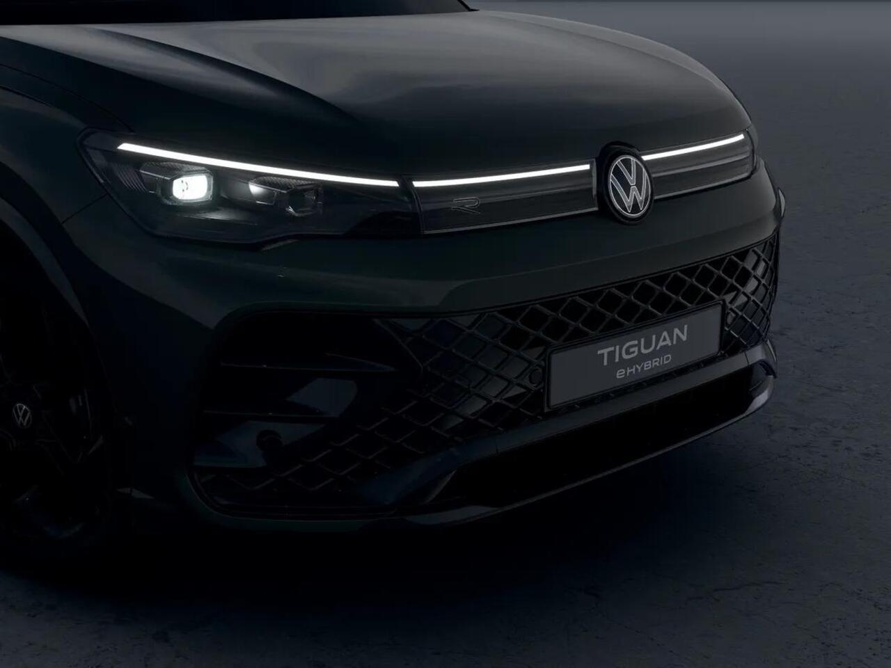 Volkswagen TIGUAN R-Line Edition 1.5 eHybrid 150 kW / 204 PK SUV 6 v