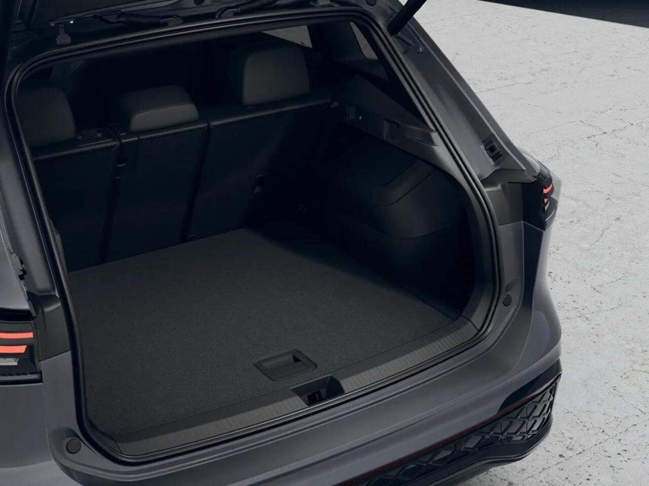 Volkswagen TIGUAN R-Line Edition 1.5 eHybrid 200 kW / 272 PK SUV 6 v