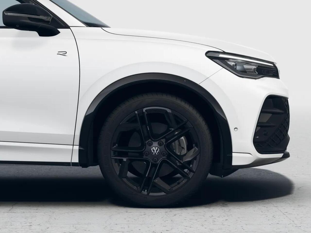 Volkswagen TIGUAN R-Line Edition 1.5 eHybrid 150 kW / 204 PK SUV 6 v