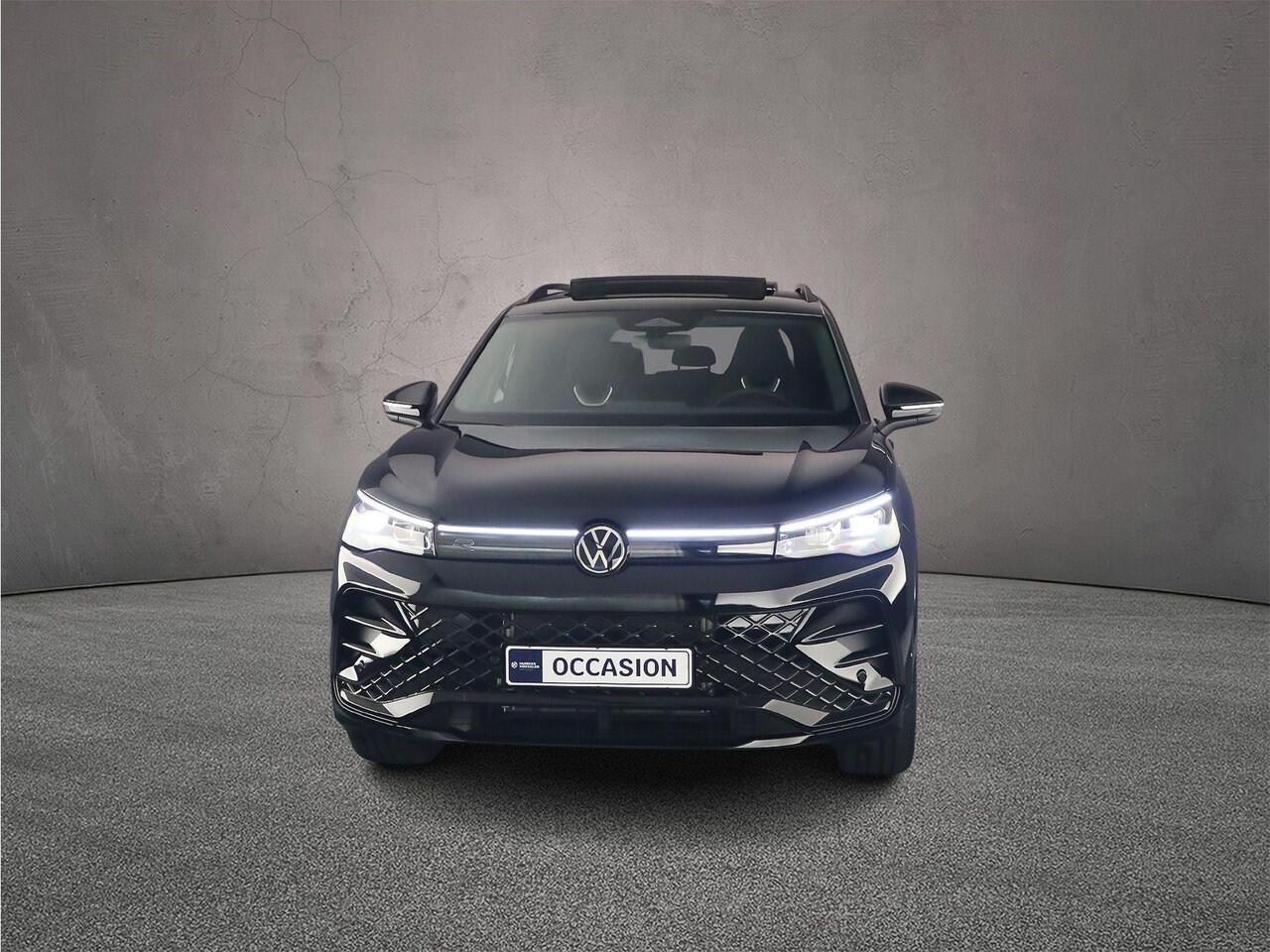 Volkswagen TIGUAN R-Line Edition 1.5 eHybrid 272pk DSG Automaat Trekhaak, Panoramadak, Elektrische achterklep, Achteruitrijcamera, Adaptive cruise control