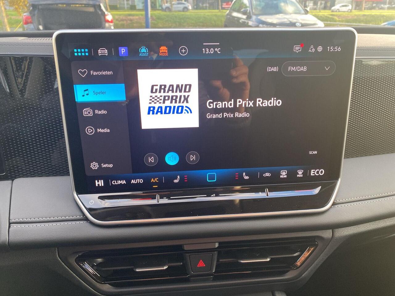 Volkswagen TIGUAN 1.5 eHybrid Life Edition | Trekhaak | 18 inch | A.cam |