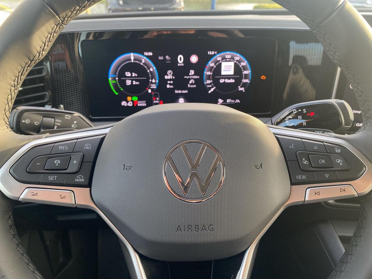 Volkswagen TIGUAN 1.5 eHybrid Life Edition | Trekhaak | 18 inch | A.cam |