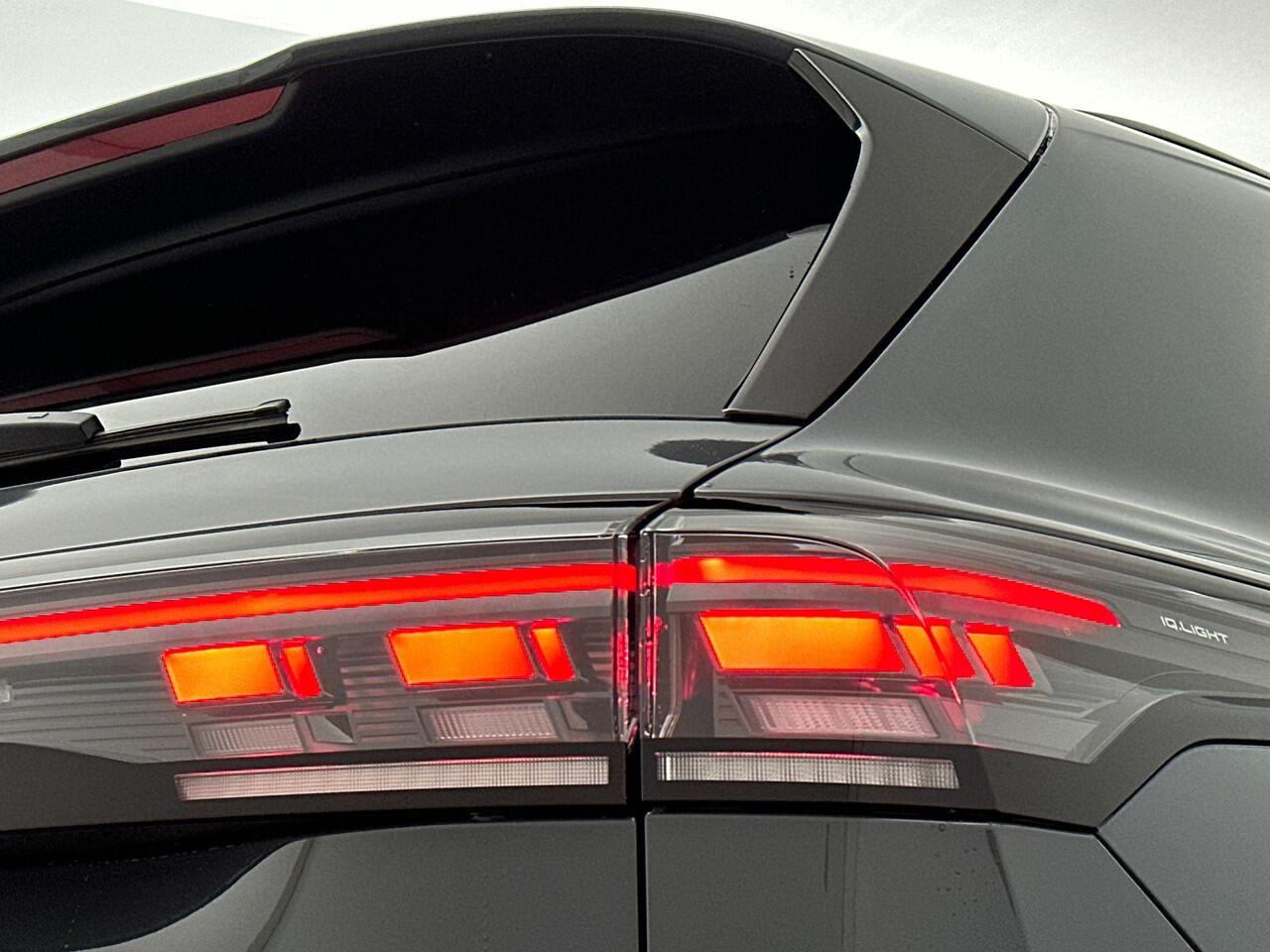 Volkswagen TIGUAN R-Line Edition 1.5 eHybrid 150 kW / 204 PK SUV 6 v