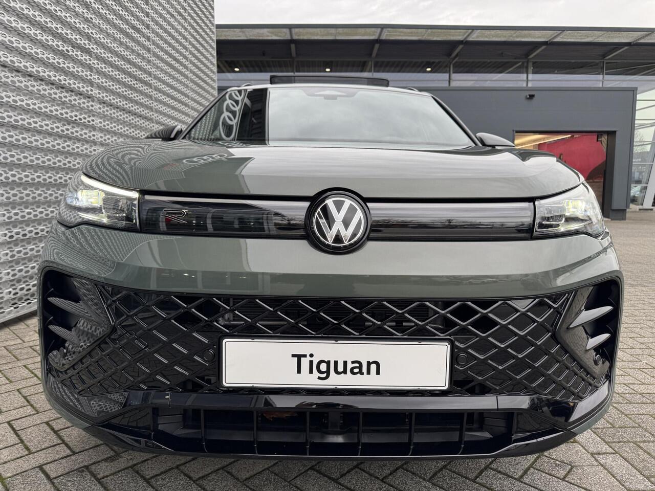 Volkswagen TIGUAN R-Line Edition 1.5 eHybrid 150 kW / 204 PK DSG | Black Style | Trekhaak met wegklapbare kogel | Comfort pakket |