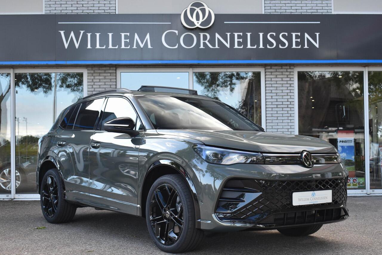 Volkswagen TIGUAN 1.5 eTSI R-Line Edition Pano Trekhaak IQ Ergostoel