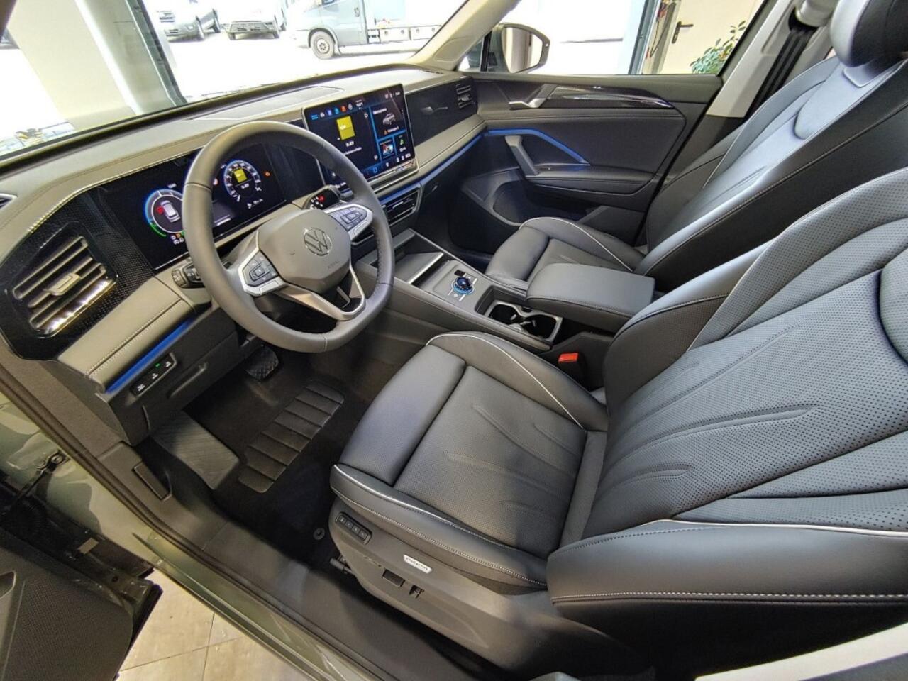 Volkswagen TIGUAN 1.5 TSI E-HYBRID LIFE TREKHAAK/CAMERA/MEMORY/LEDER/CARPLAY/ACC/E-KLEP