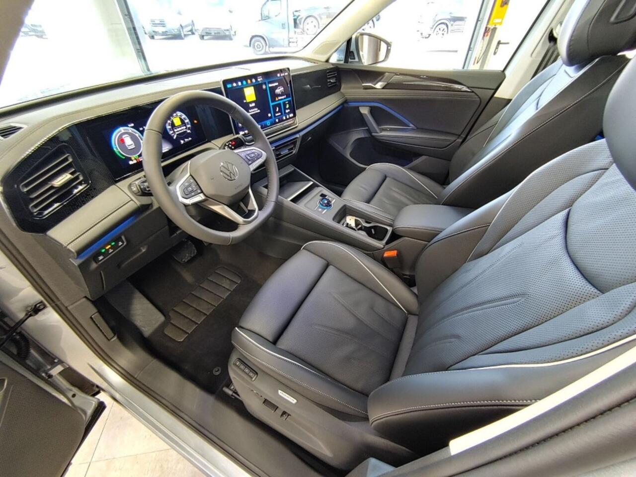 Volkswagen TIGUAN 1.5 TSI E-HYBRID LIFE TREKHAAK/CAMERA/MEMORY/LEDER/CARPLAY/ACC/E-KLEP