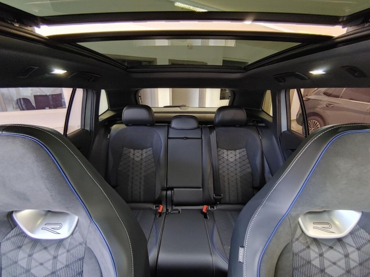 Volkswagen TIGUAN 1.5 TSI E-HYBRID R-LINE PANO-DAK/TREKHAAK/CAMERA/HUD/ACC/STOELVERW