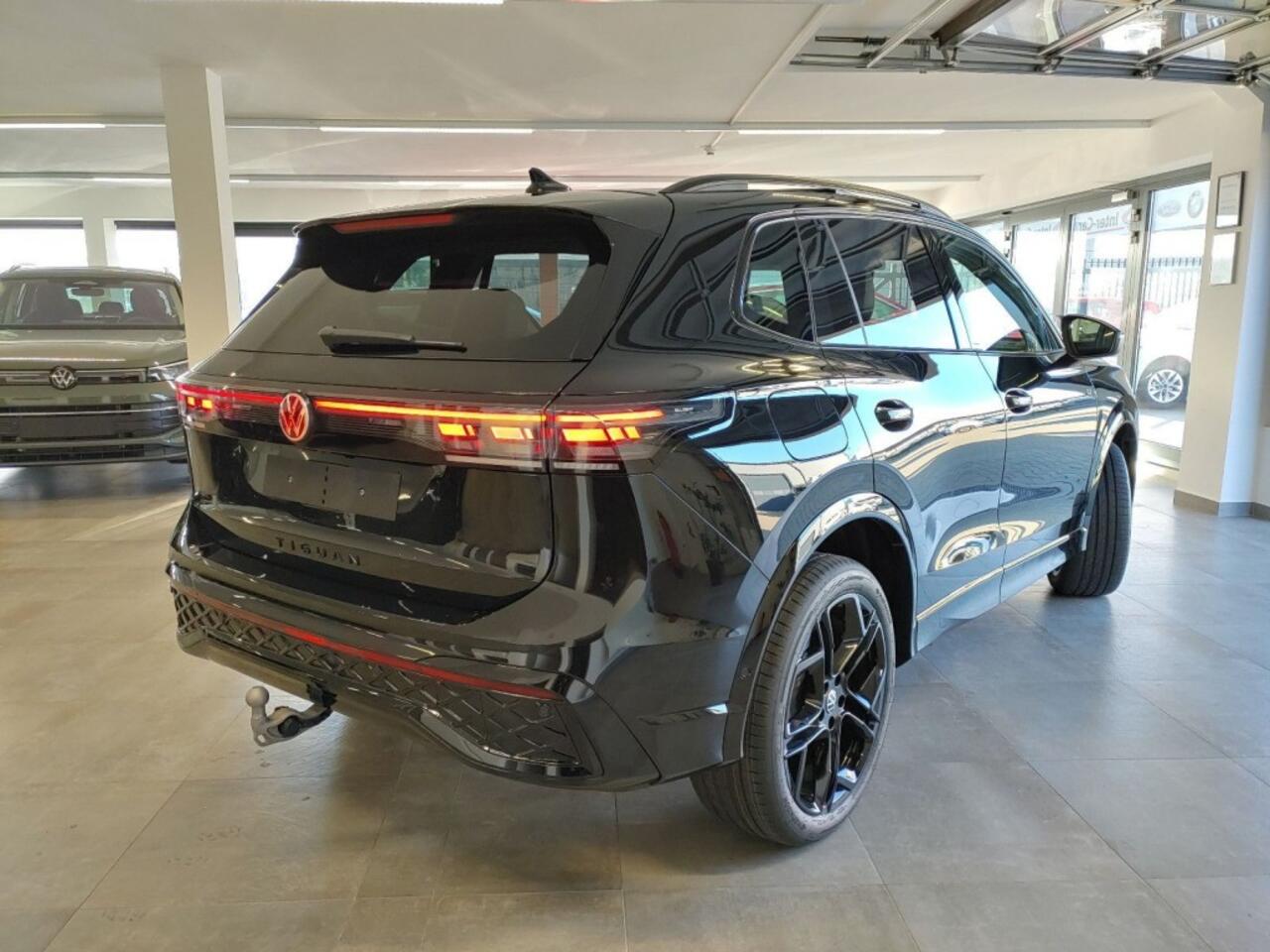 Volkswagen TIGUAN 1.5 TSI E-HYBRID R-LINE PANO-DAK/TREKHAAK/CAMERA/LEDER/MEMORY/HUD