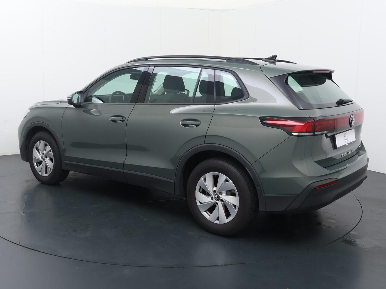 Volkswagen TIGUAN 1.5 eTSI 96 kW / 130 pk SUV 7 versn. DSG | Stoelverwarming | Achteruitrijcamera | LED | Parkeersensoren | Dodehoeksensor Side Assist |