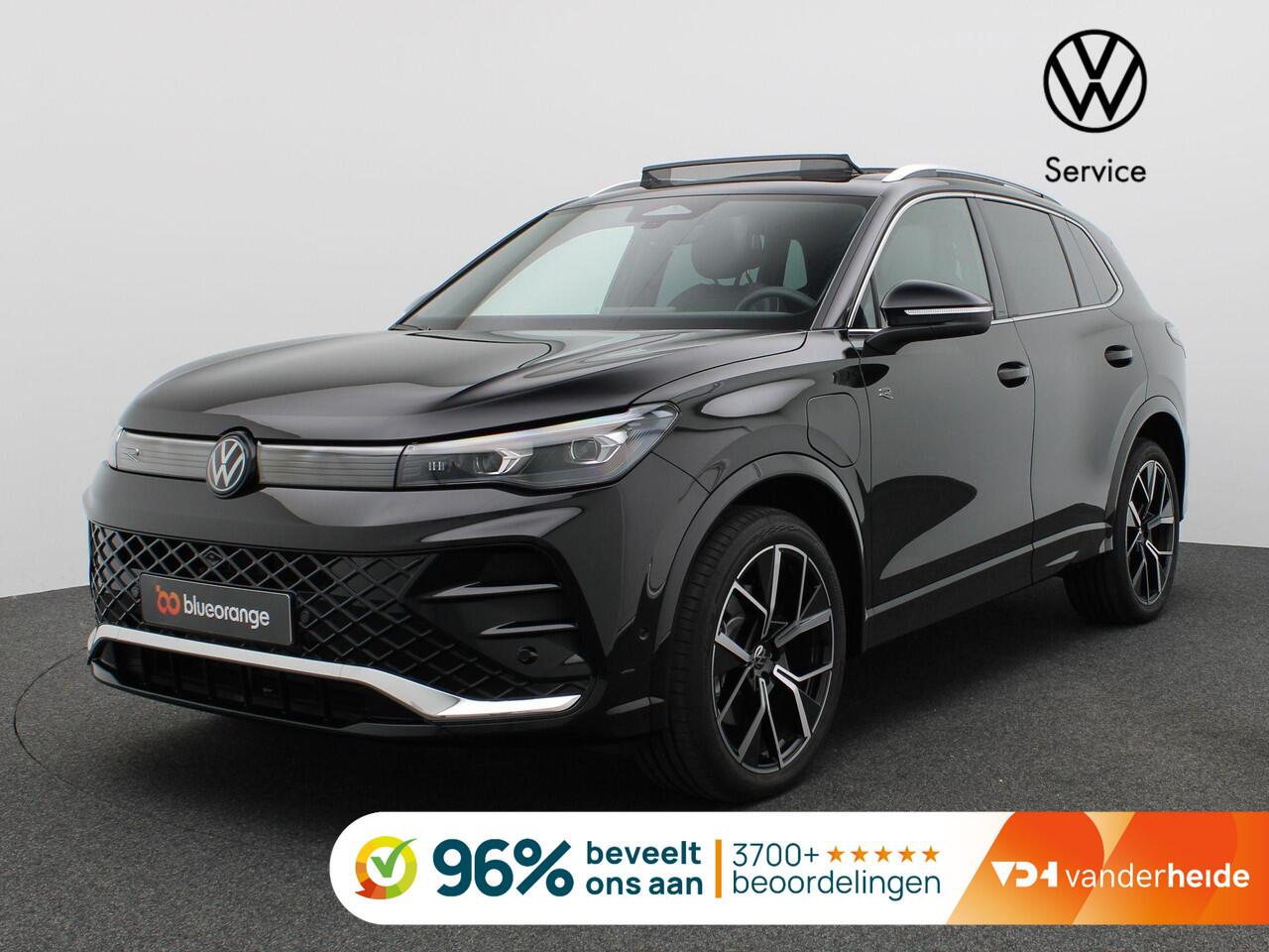 Volkswagen TIGUAN 1.5 eHybrid R-Line Edition 272PK DSG Pano-Schuifdak, Leder, Memorystoel, 20" LM Velgen, Trekhaak, Matrix LED-Verlichting, Navi, Side Assist, Elektr. Achterklep