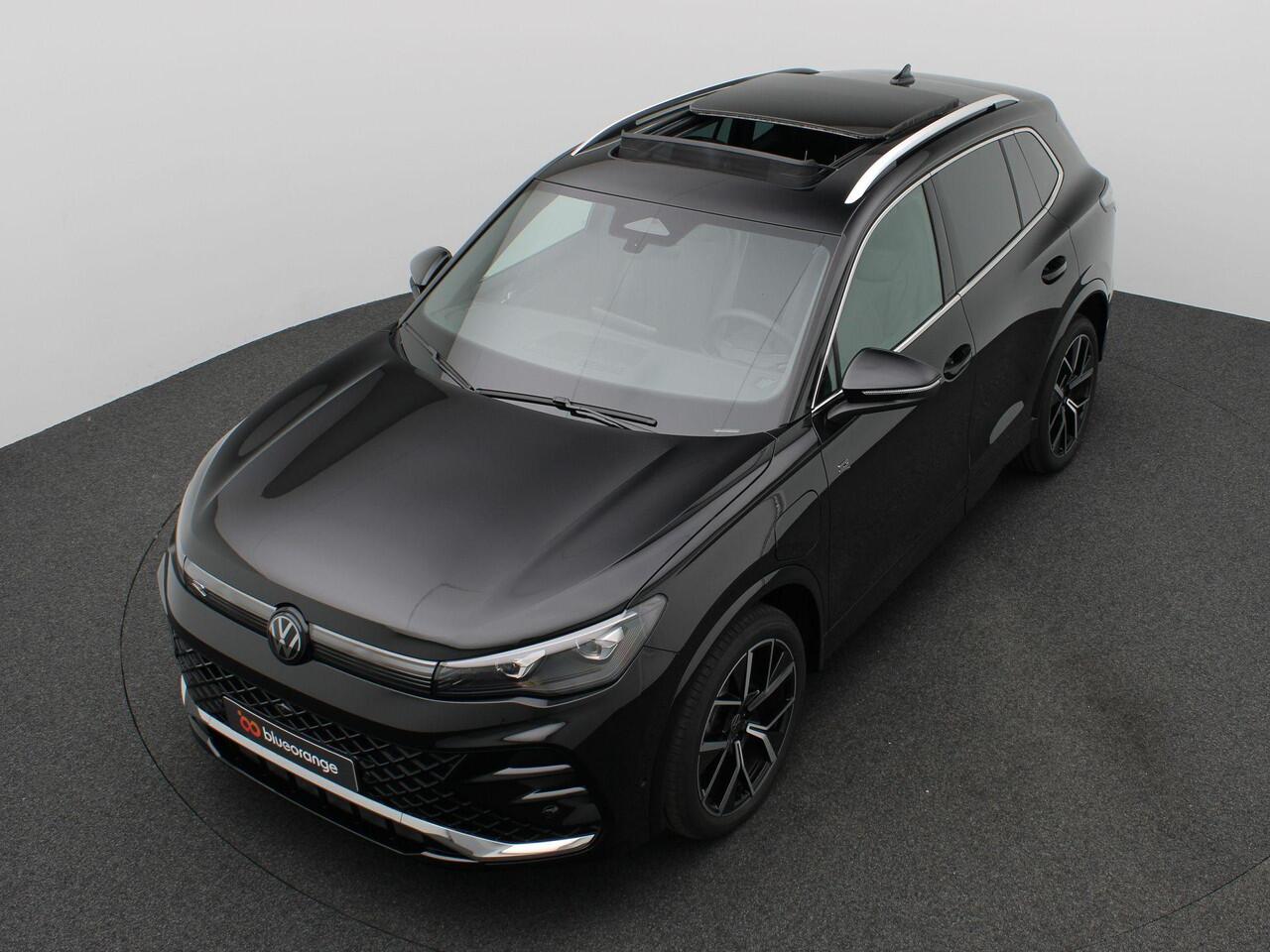 Volkswagen TIGUAN 1.5 eHybrid R-Line Edition 272PK DSG Pano-Schuifdak, Leder, Memorystoel, 20" LM Velgen, Trekhaak, Matrix LED-Verlichting, Navi, Side Assist, Elektr. Achterklep