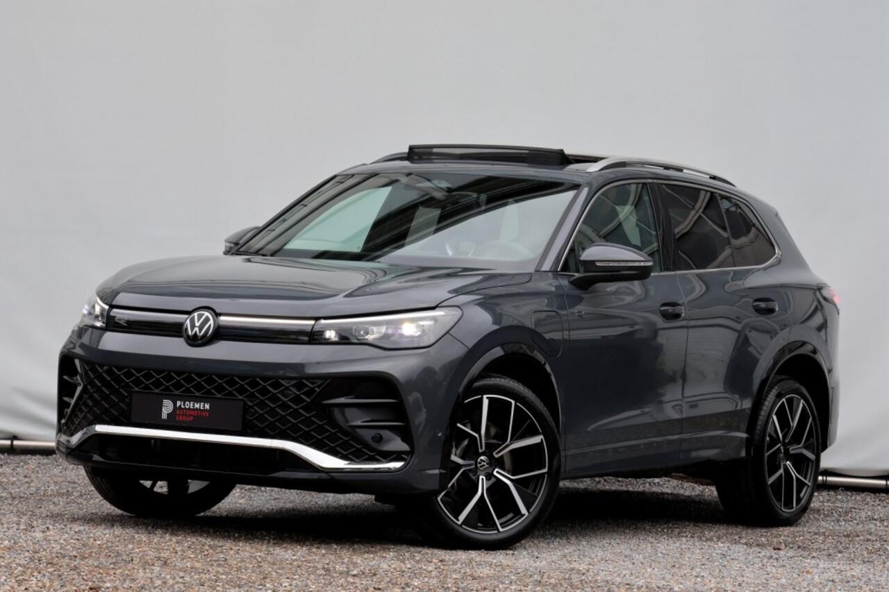 Volkswagen TIGUAN 1.5 eHybrid R-Line Edition - 272 pk **Pano / Trekhaak / 5j garantie