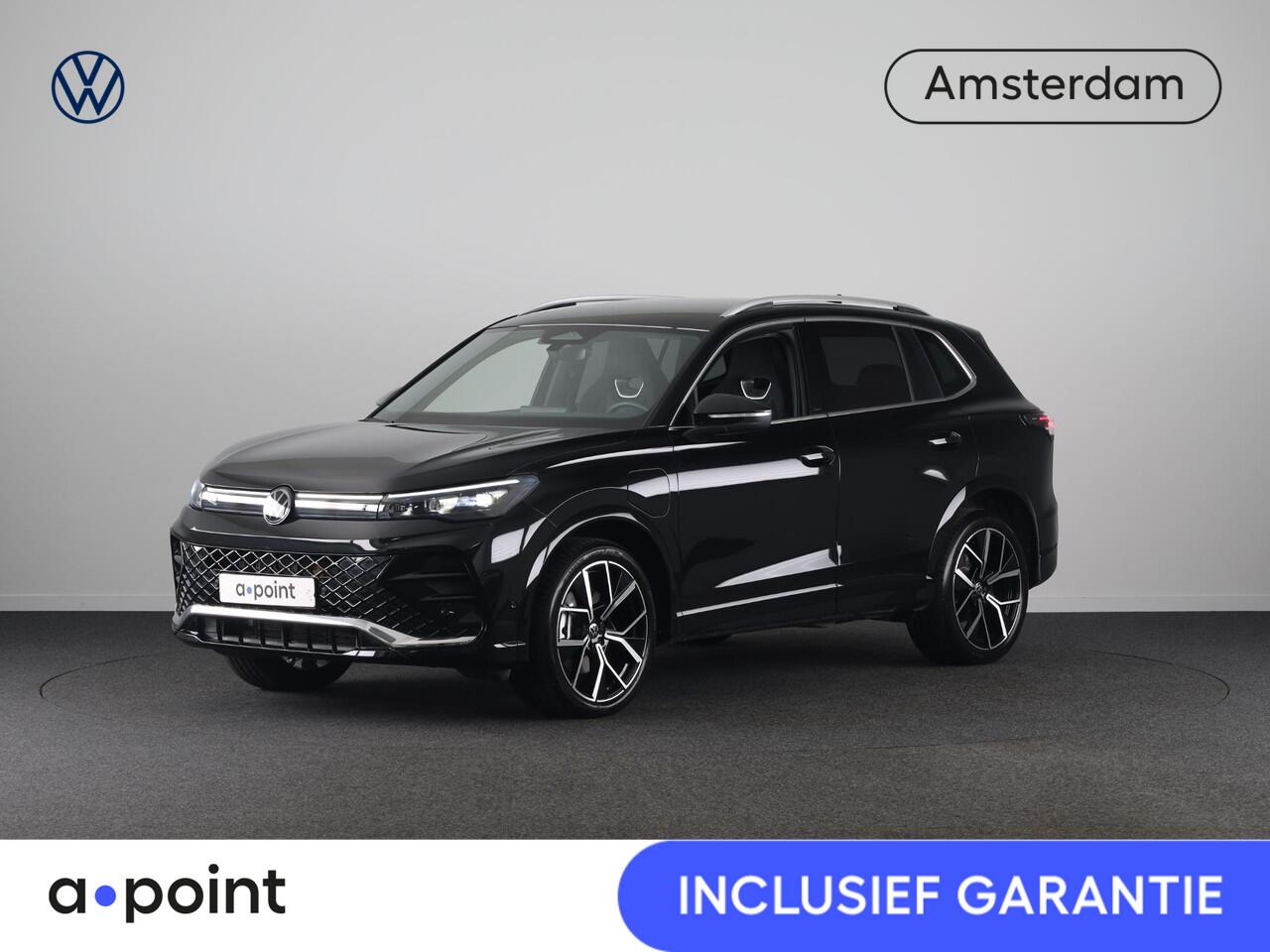 Volkswagen TIGUAN 1.5 eHybrid R-Line Edition 204 pk Automaat (DSG) | Verlengde garantie | Navigatie | Parkeersensoren (Park assist) | Achteruitrijcamera | R-Line |