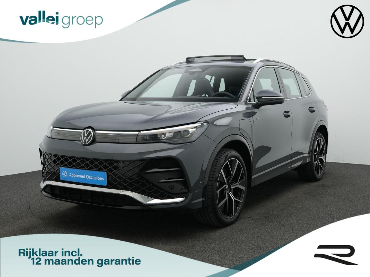 Volkswagen TIGUAN 1.5 TSI eHybrid 204 pk DSG R-Line | Panoramadak | Adaptief onderstel | Stuur-/stoelverwarming | Achteruitrijcamera | Massage