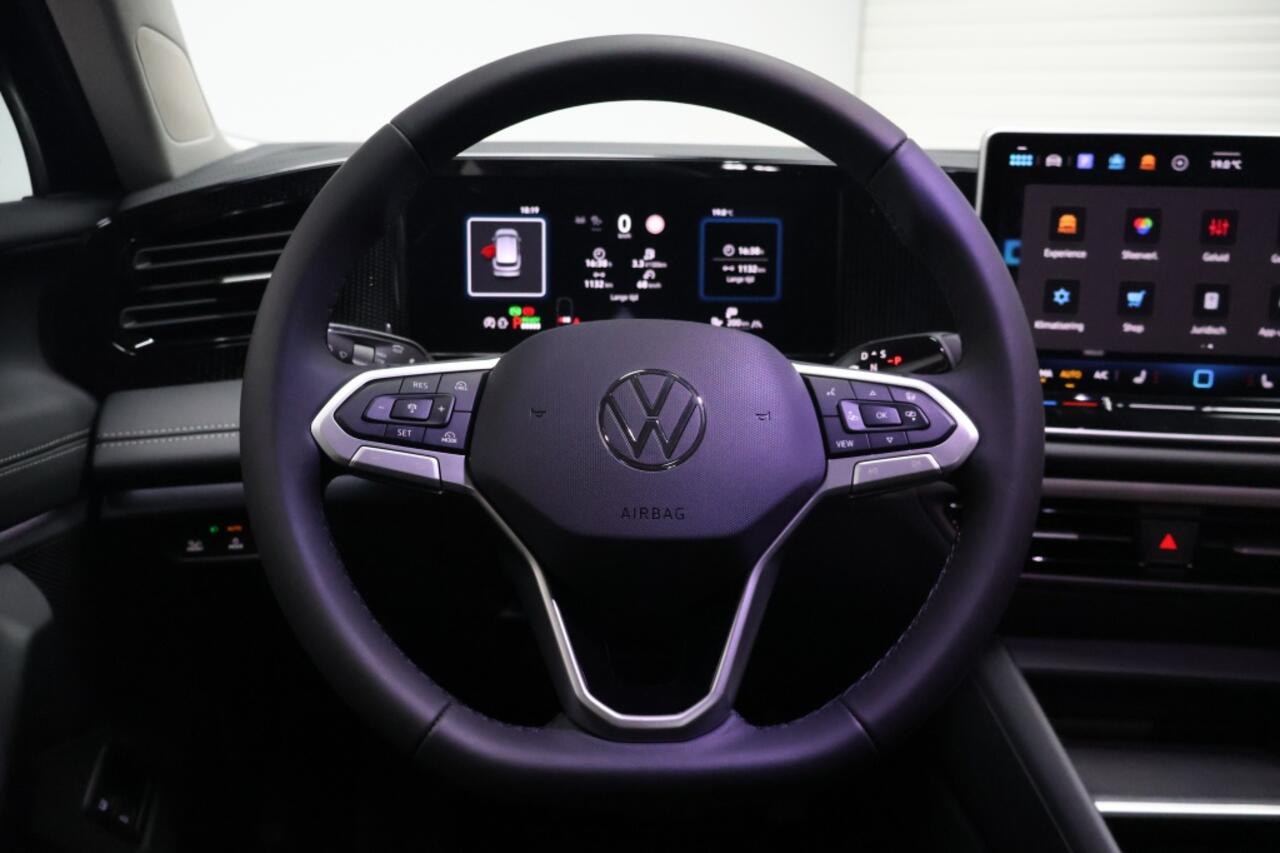 Volkswagen TIGUAN 1.5 TSI eHybrid 150 kW Life | Trekhaak | Winter Pakket | LED