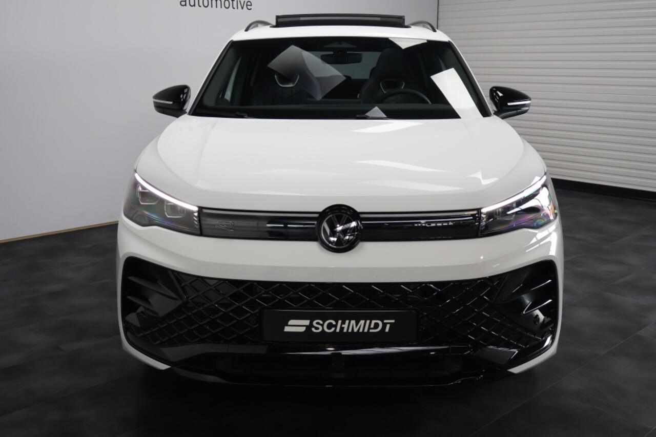 Volkswagen TIGUAN 1.5 eHybrid R Line Edition 272pk | Panoramadak | Trekhaak
