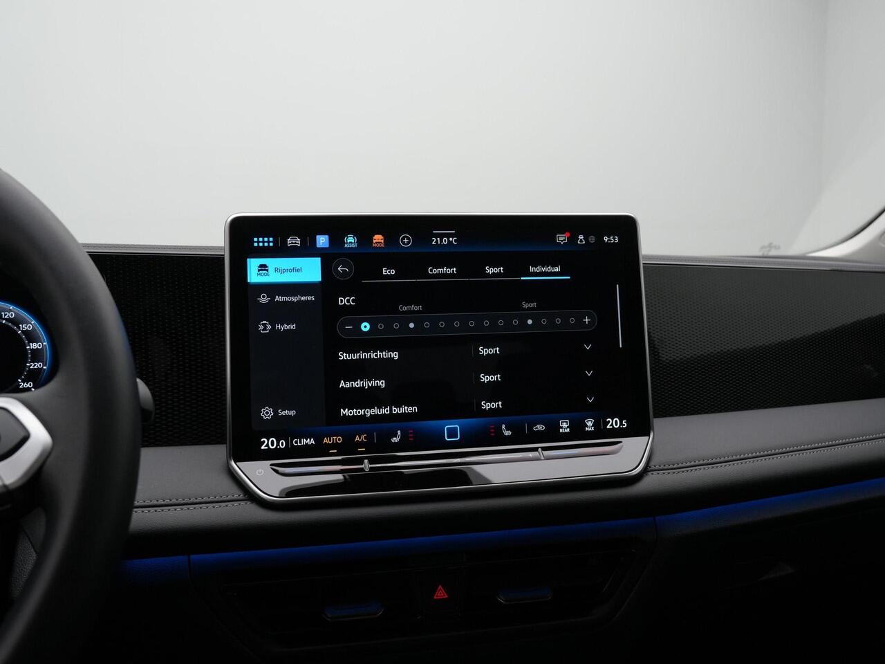 Volkswagen TIGUAN 1.5 eHybrid 204 pk DSG Life | Achteruitrijcamera | Stuur-/stoelverwarming | Adaptive Cruise