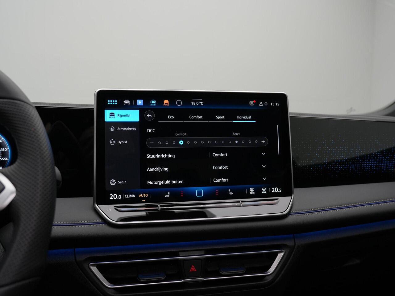 Volkswagen TIGUAN 1.5 eHybrid 272PK DSG R-Line | Panoramadak | Adaptief onderstel | Stuur-/stoelverwarming | Achteruitrijcamera