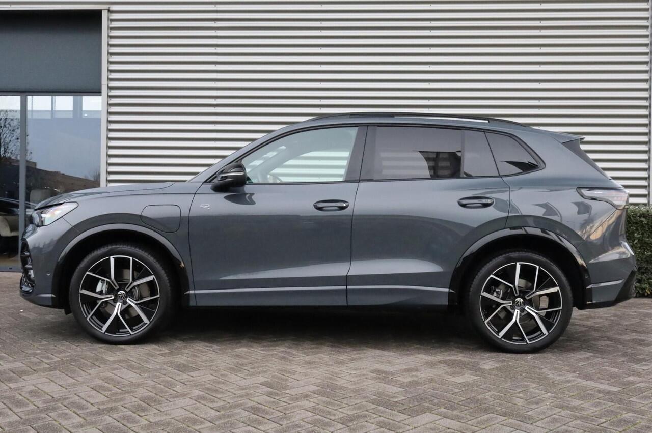 Volkswagen TIGUAN eHybrid 272PK R-line l Leder l H&K l Trekhaak l 20