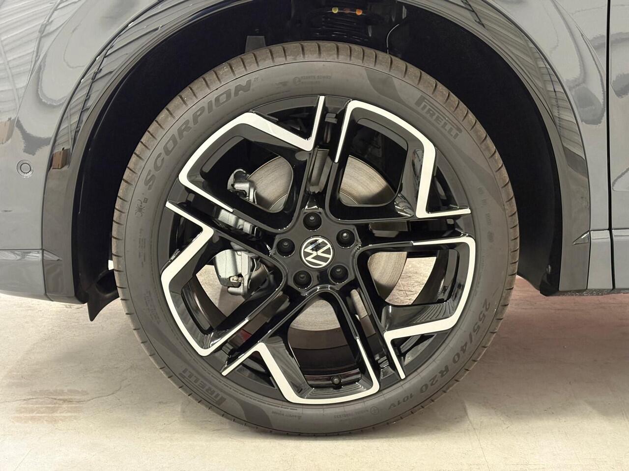 Volkswagen TIGUAN 1.5 eHybrid R-Line Edition