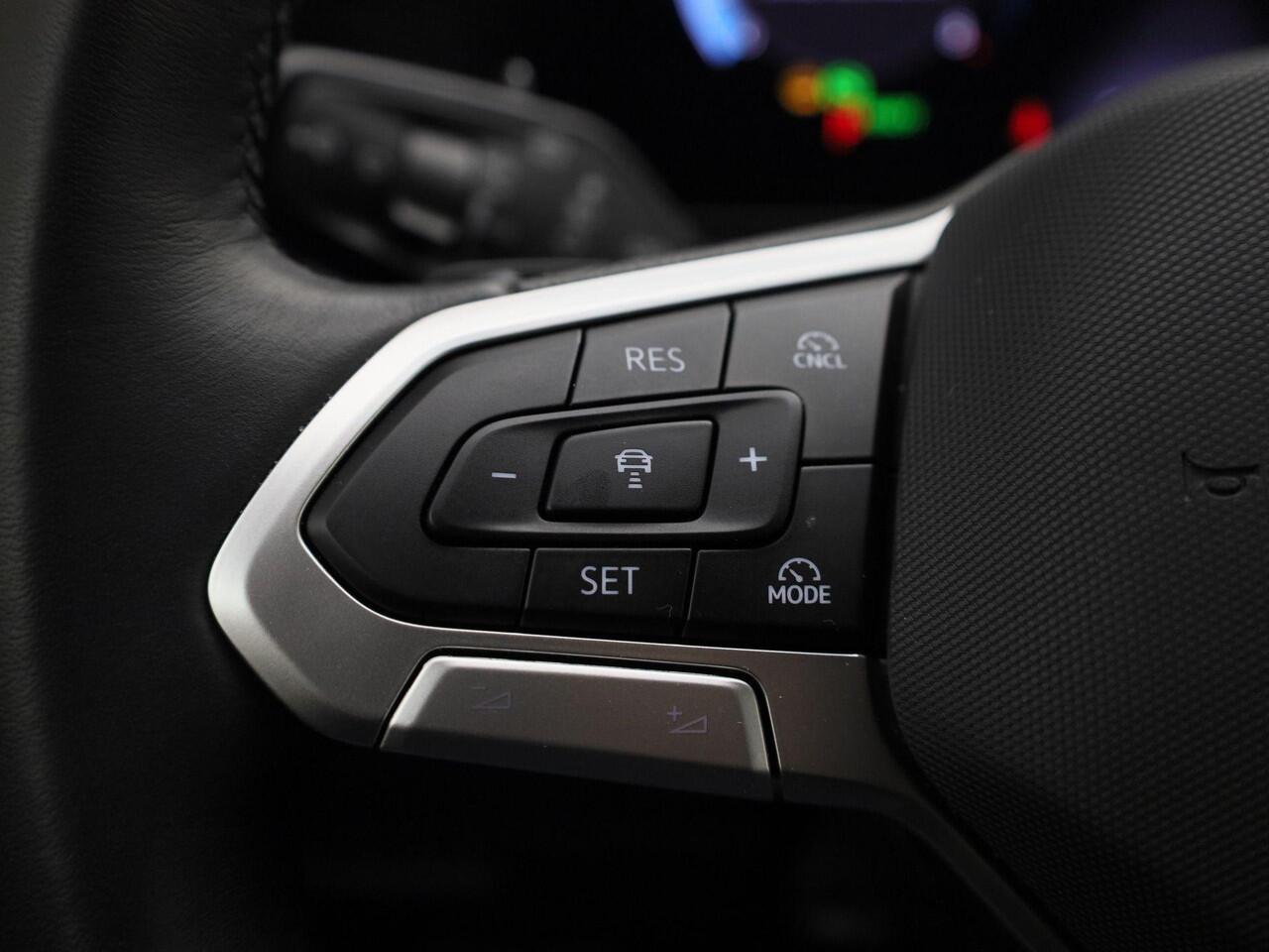 Volkswagen TIGUAN 1.5eTSI/150PK Goal DSG · Trekhaak · Apple/Android Car Play · 360°Camera + Parkeersensoren · Stoelverwarming · Garantie t/m 04-03-2027