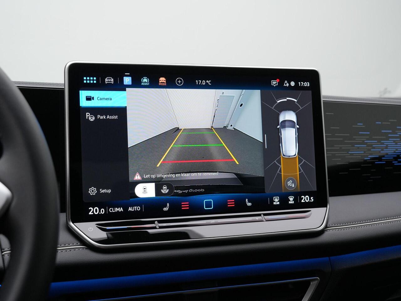 Volkswagen TIGUAN 1.5 eHybrid 204 pk Elegance | Adaptief onderstel | Stuur-/stoelverwarming | Achteruitrijcamera | Leder/alcantara | Massage