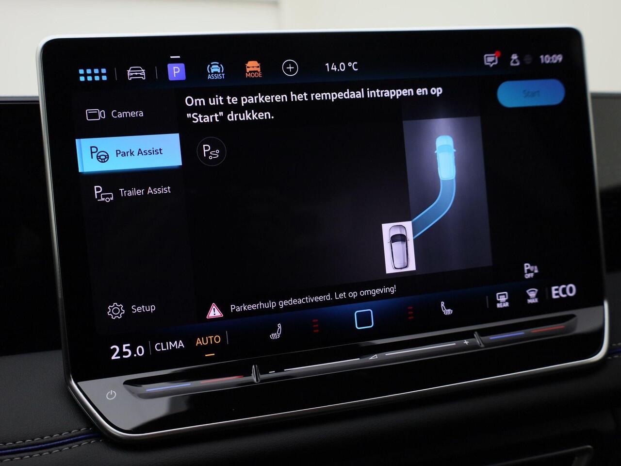 Volkswagen TIGUAN 1.5eHybrid 200kW/272PK R-Line DSG · Trekhaak · Massagefunctie · Garantie t/m 19-02-2030 of 100000km.