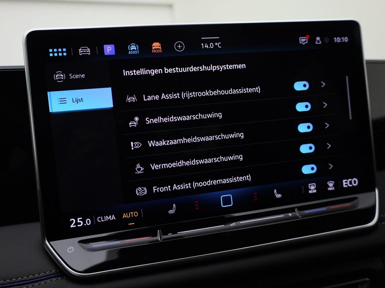 Volkswagen TIGUAN 1.5eHybrid 200kW/272PK R-Line DSG · Trekhaak · Massagefunctie · Garantie t/m 19-02-2030 of 100000km.