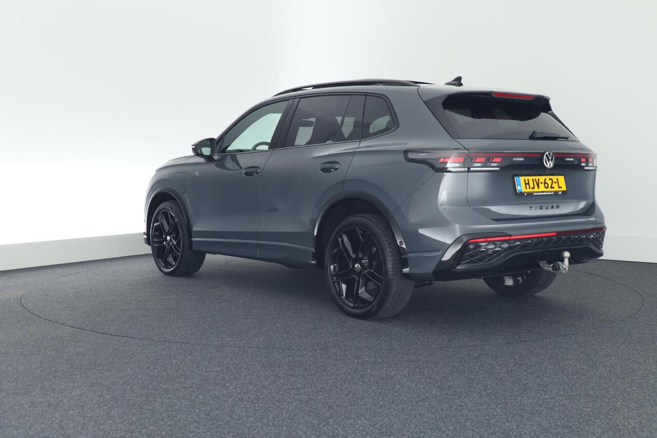 Volkswagen TIGUAN 1.5 204pk eHybrid R-Line Edition Black Style Trekhaak 360Camera harman/kardon Head-Up Panoramadak Keyless Virtual Cockpit Navigatie