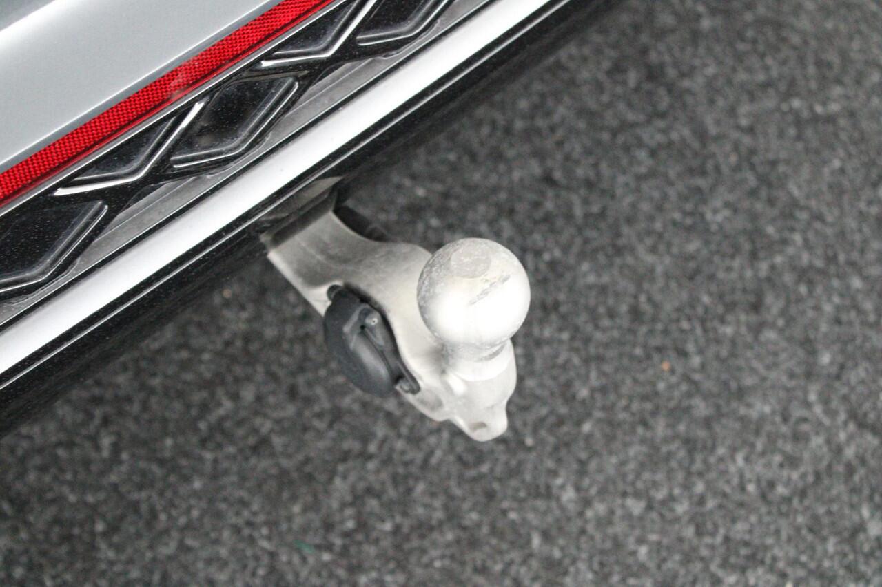 Volkswagen TIGUAN 1.5 204pk eHybrid R-Line Edition Black Style Trekhaak 360Camera harman/kardon Head-Up Panoramadak Keyless Virtual Cockpit Navigatie