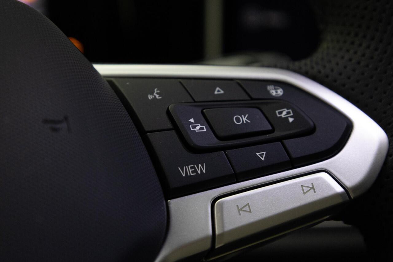 Volkswagen TIGUAN 1.5 eHybrid R-Line Edition | Panaroamdak | Trekhaak |