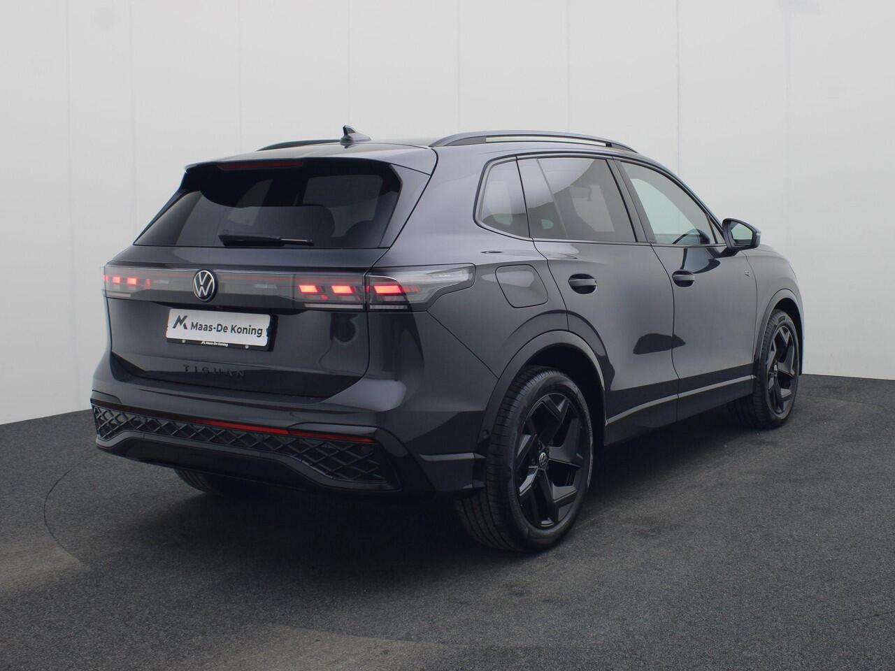 Volkswagen TIGUAN 1.5eTSI/150PK DSG R-Line Black Style · Navigatie · Trekhaak · Massagefunctie · Apple/Android Car Play · Garantie t/m 07-02-2027