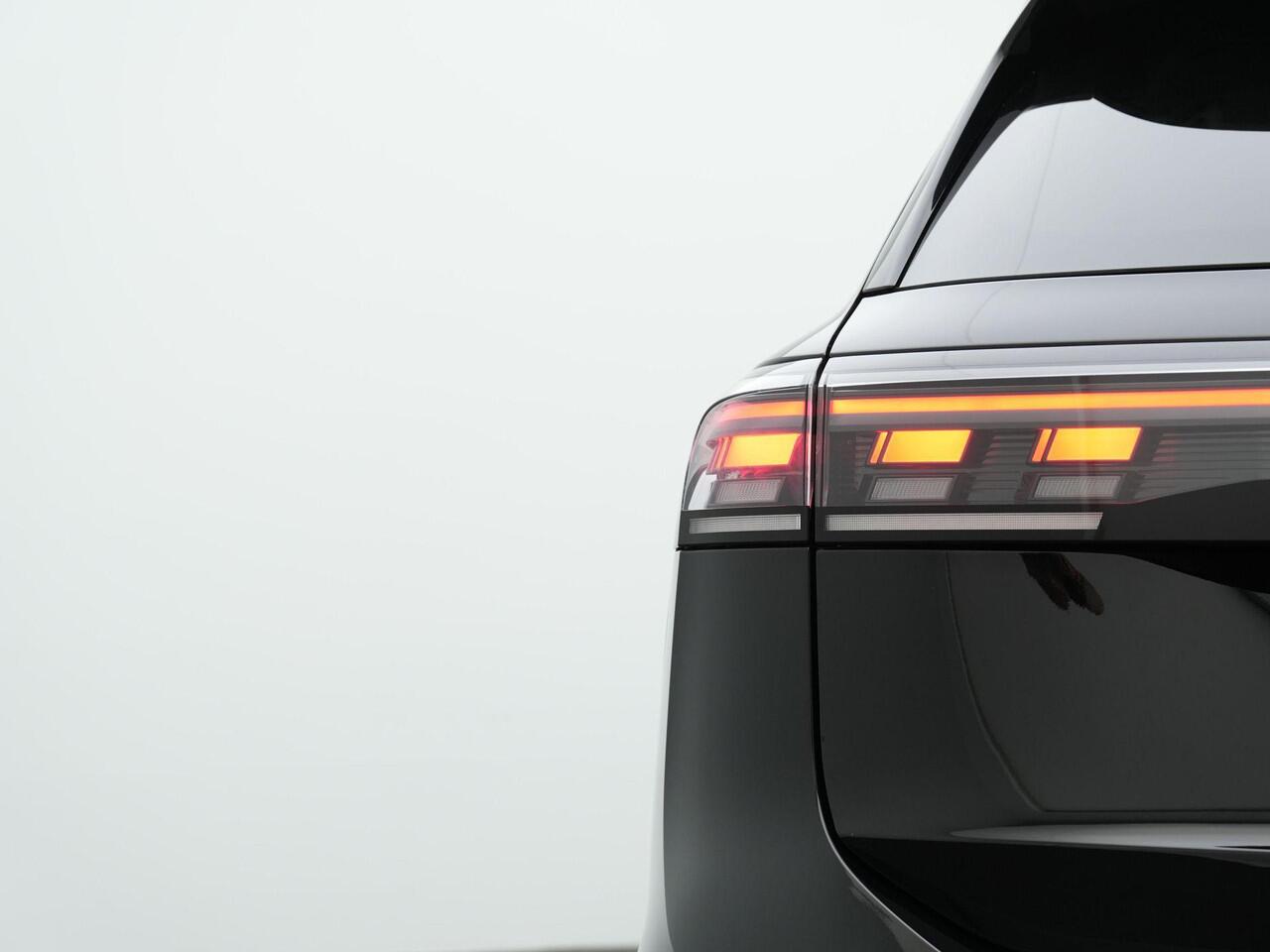 Volkswagen TIGUAN 1.5eTSI 130 pk DSG Goal Edition | Trekhaak | 360 Camera | Stuur-/stoelverwarming | Side Assist